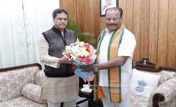 Tripura CM Dr Manik Saha pays courtesy visit to Governor Indrasena Reddy Nallu in Agartala.